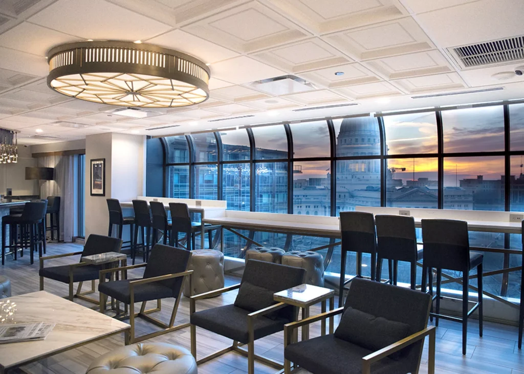 Lounge overlooking the Capitol building