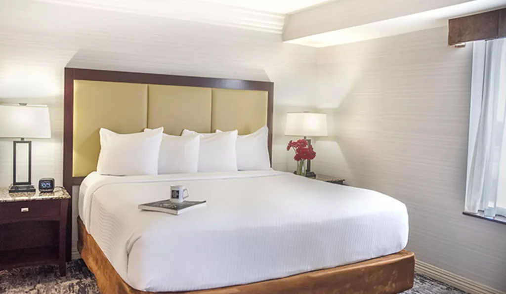 Guest room in Governor's Club